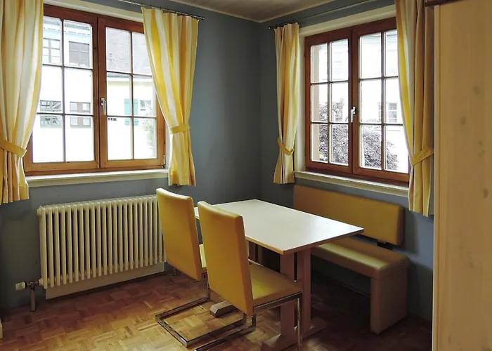 In By Constance Lägenhet